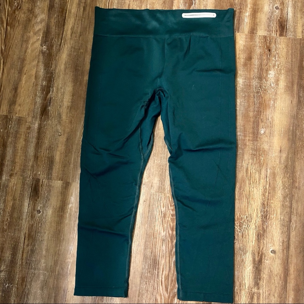 Under armour seamless leggings sz L